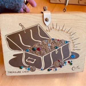 Vintage 1960 Enid Collin’s treasure chest box purse.